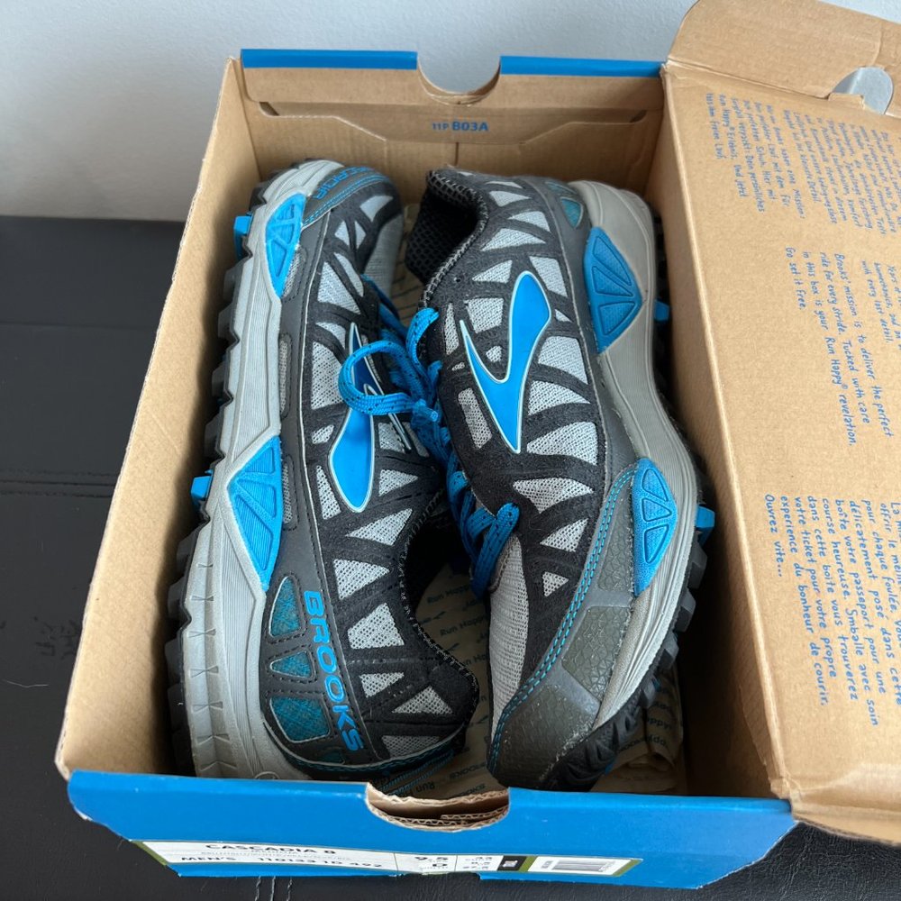 Brooks Cascadia 8 Trail Running